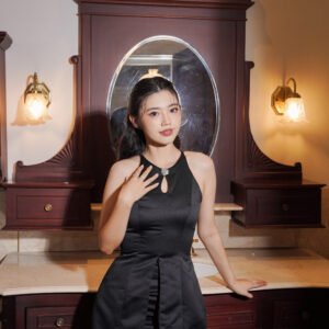 KLEITA OFFICIAL - NATUCHE HALTER TOP